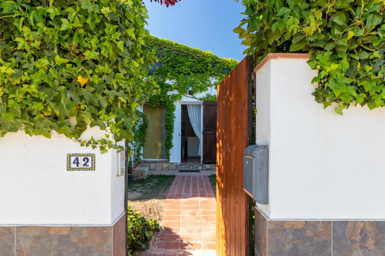 Villa Verde Piscina Pirvada Y Wifi L' Escala Esterno foto
